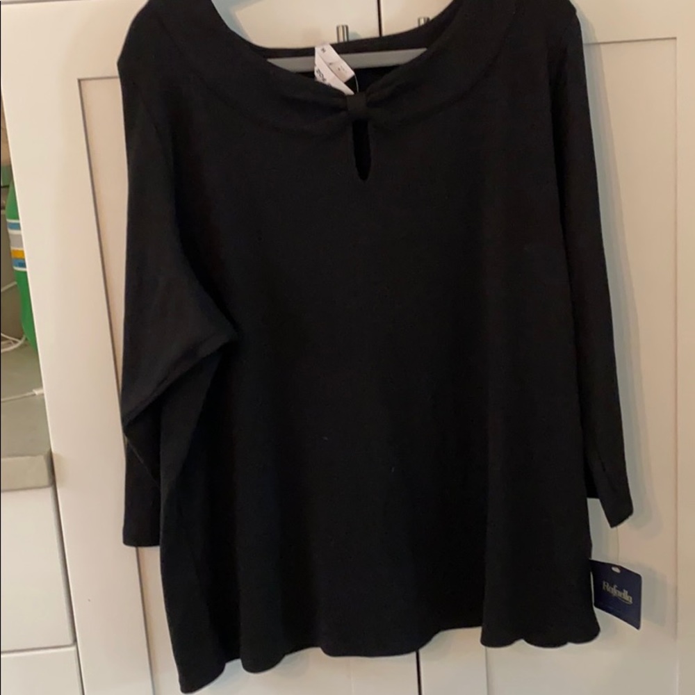Blk sweater